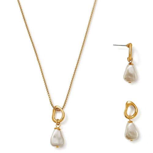 Estuche Collar + Aretes Precious Pearls